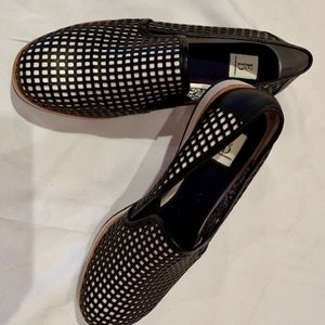 Ellen Degeneres (ED) slip-ons